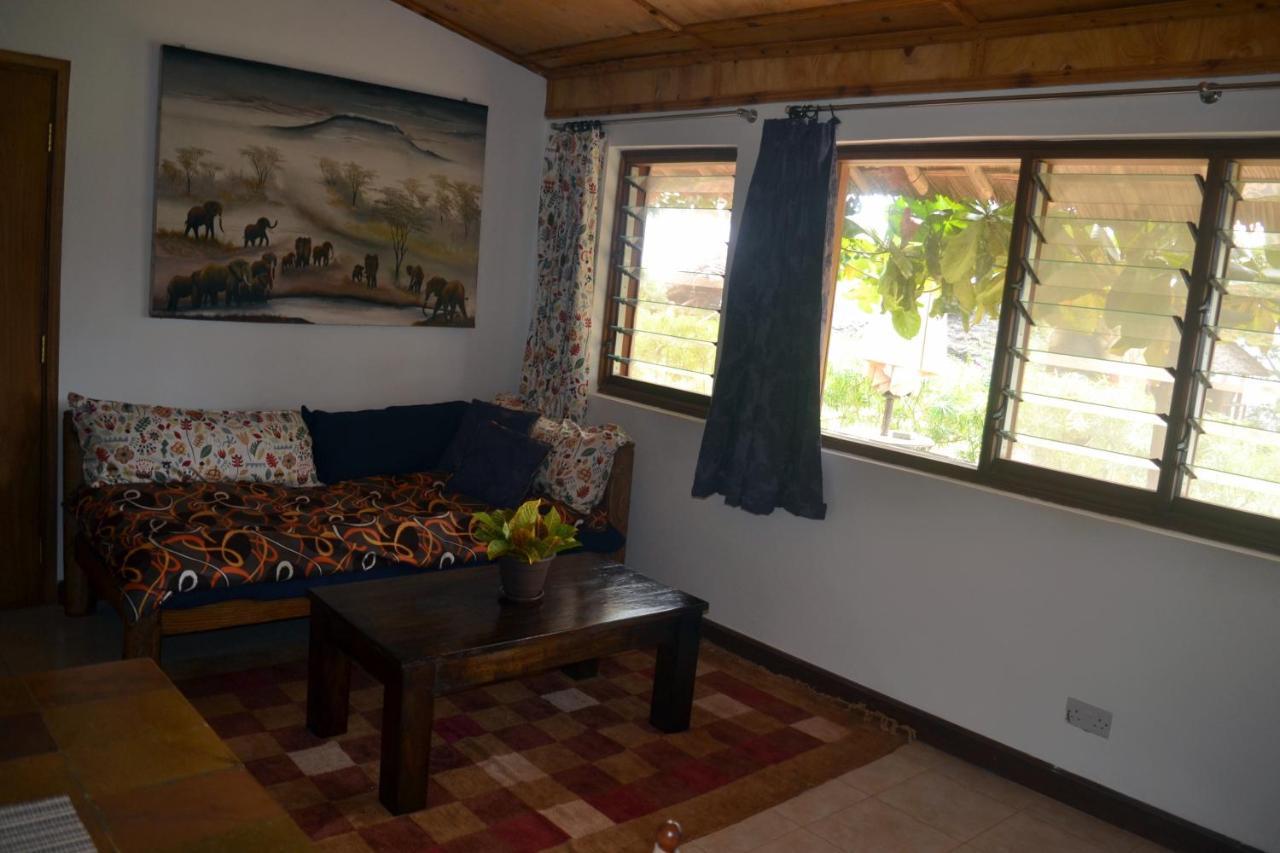 Kwale Shimba Hills Green Safari Lodge מראה חיצוני תמונה