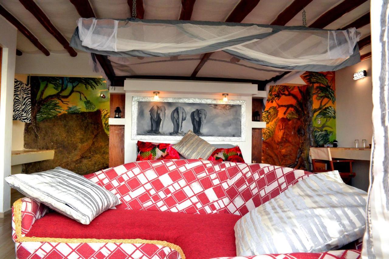 Kwale Shimba Hills Green Safari Lodge מראה חיצוני תמונה